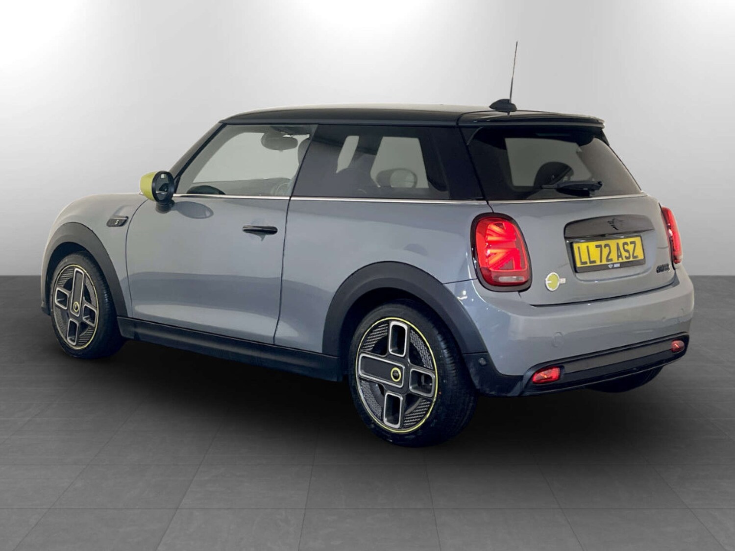 Used MINI Hatch 2022 for sale - 77542661: Photo 8