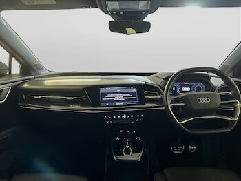 Used Audi Q4 e-tron 2022 for sale - 78254155: Photo