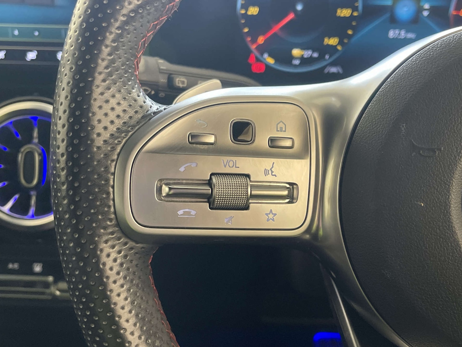 Used Mercedes-Benz EQA 2021 for sale - 77877256: Photo 17