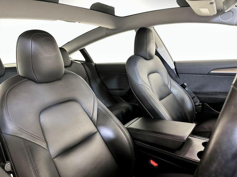 Used Tesla Model 3 2021 for sale - 76616244: Photo 13