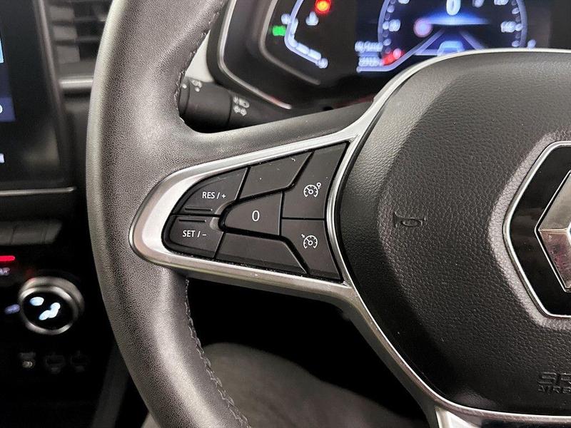 Used Renault Captur 2022 for sale - 76494502: Photo 17