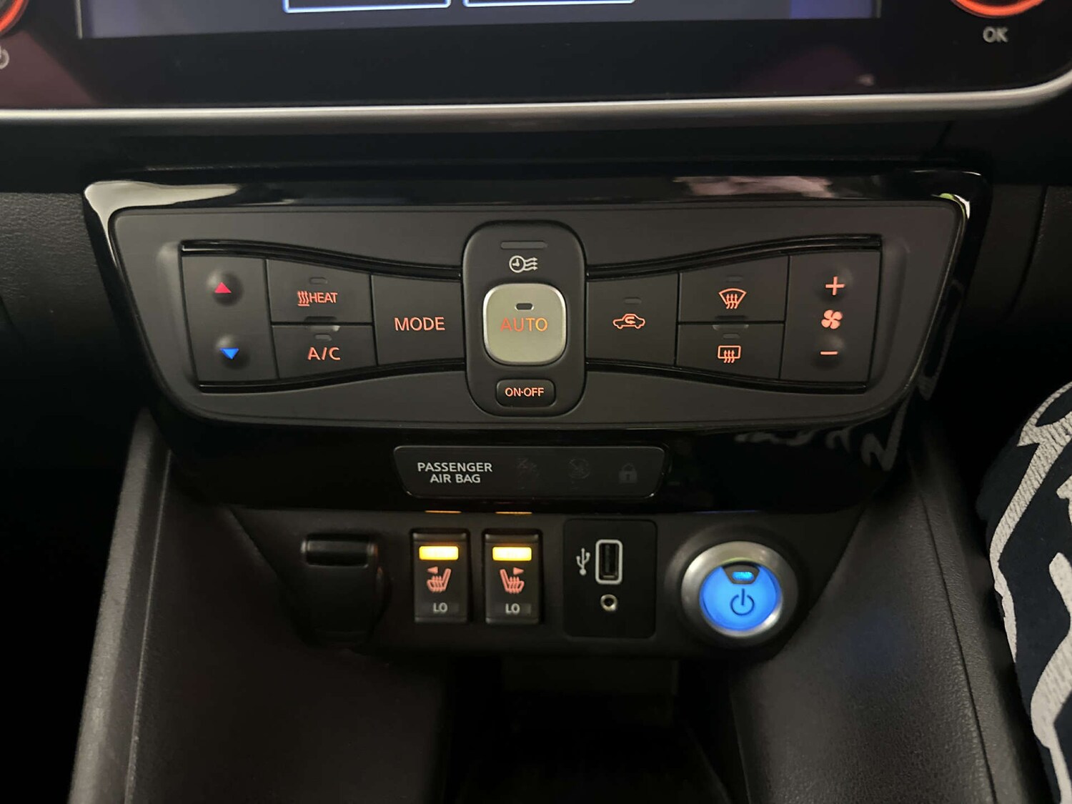 Used Nissan Leaf 2020 for sale - 78154338: Photo 25