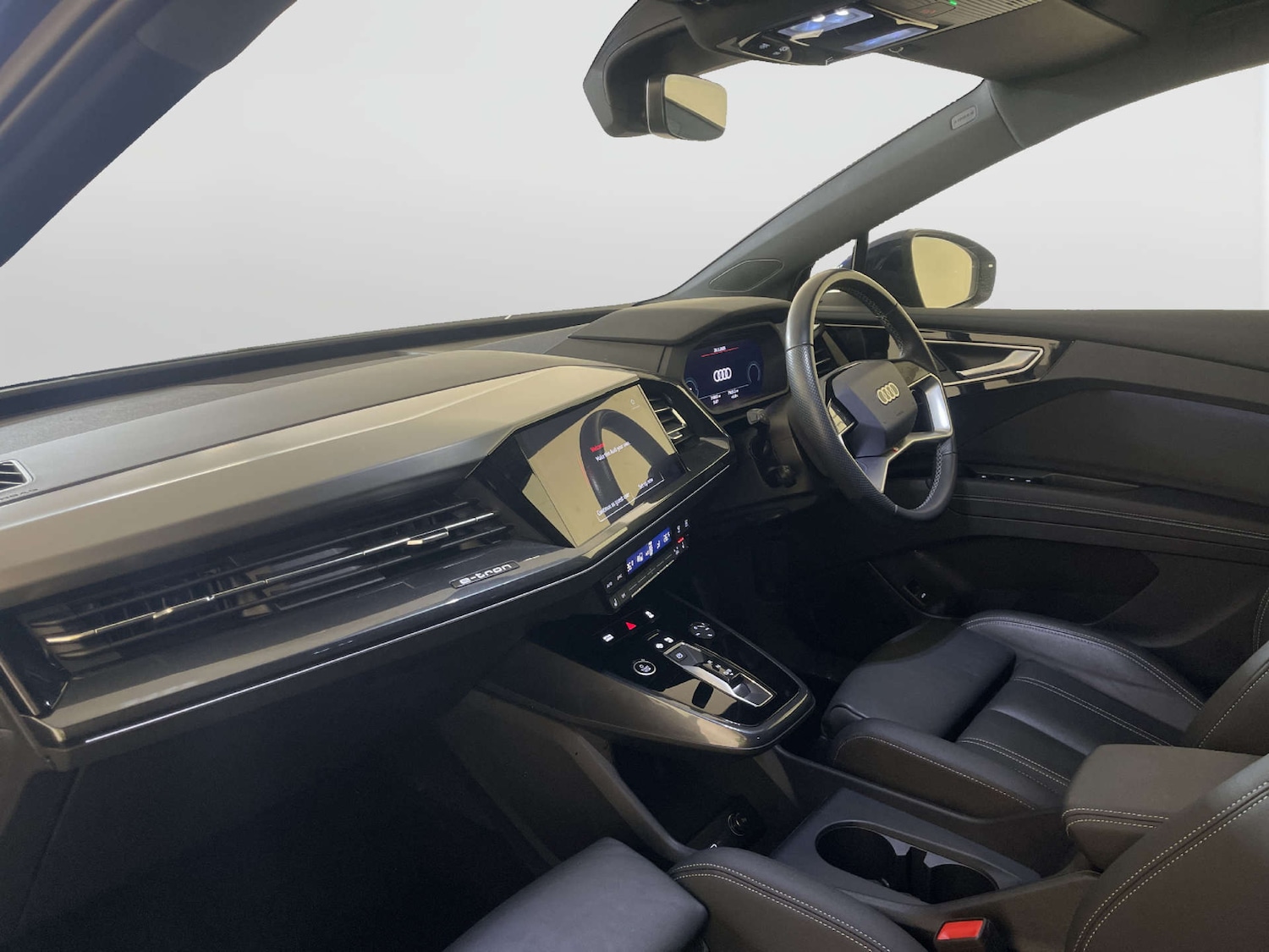 Used Audi Q4 e-tron 2023 for sale - 77964879: Photo 12