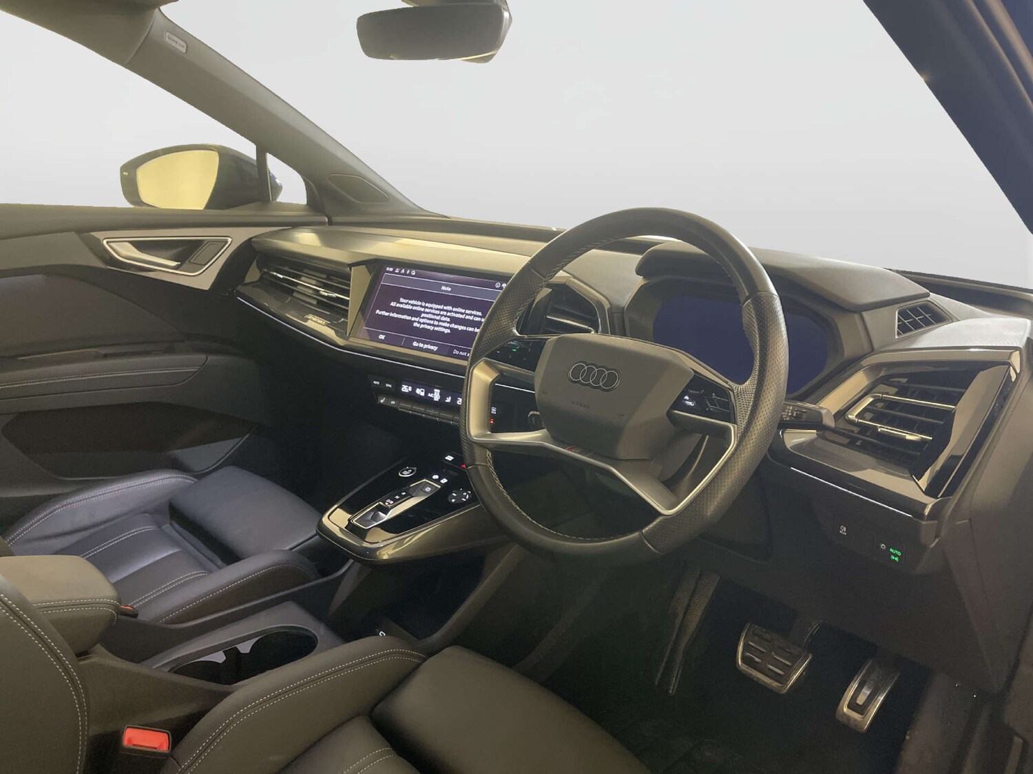 Used Audi Q4 e-tron 2023 for sale - 77964879: Photo 15