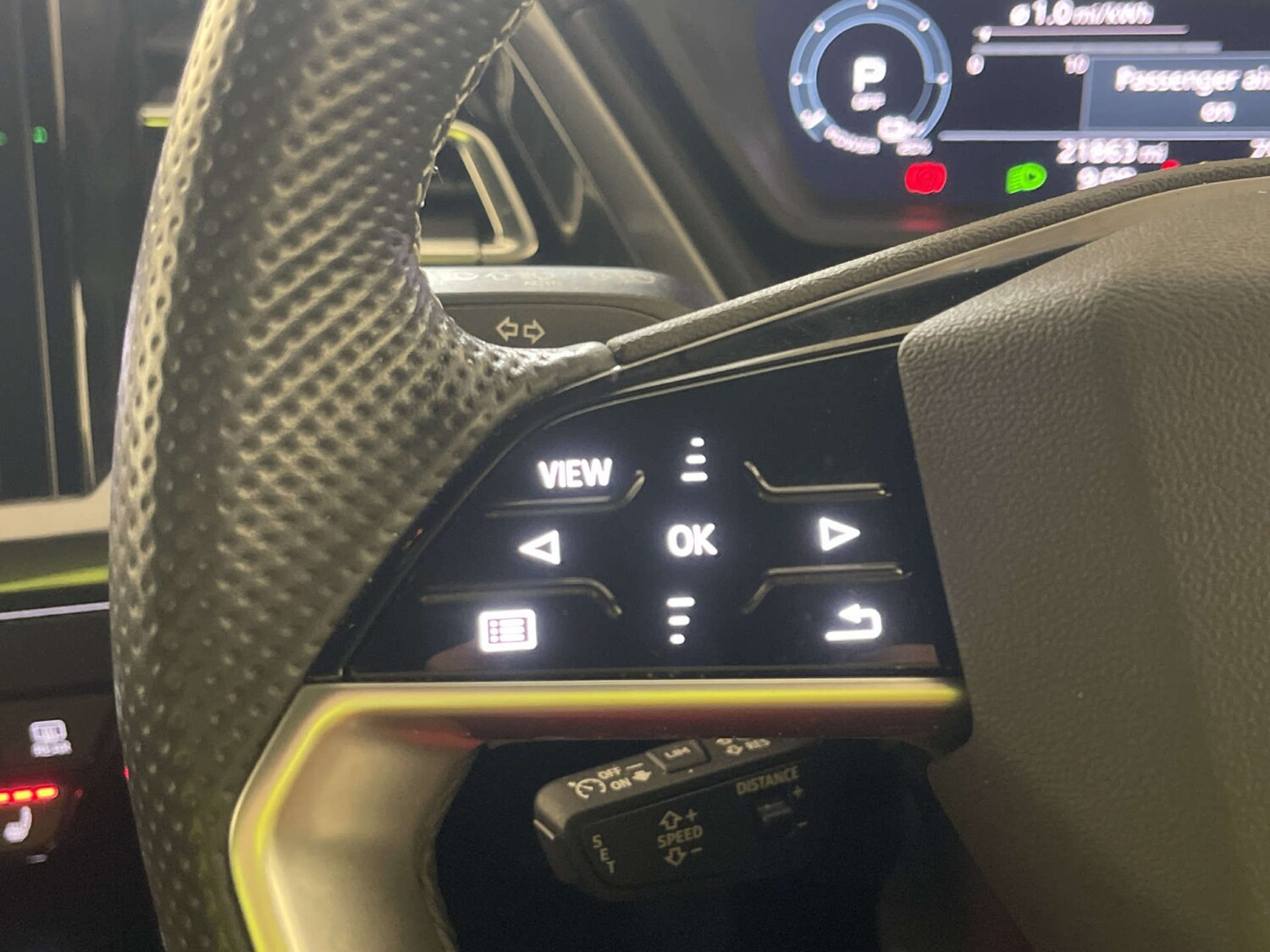 Used Audi Q4 e-tron 2023 for sale - 77964879: Photo 17