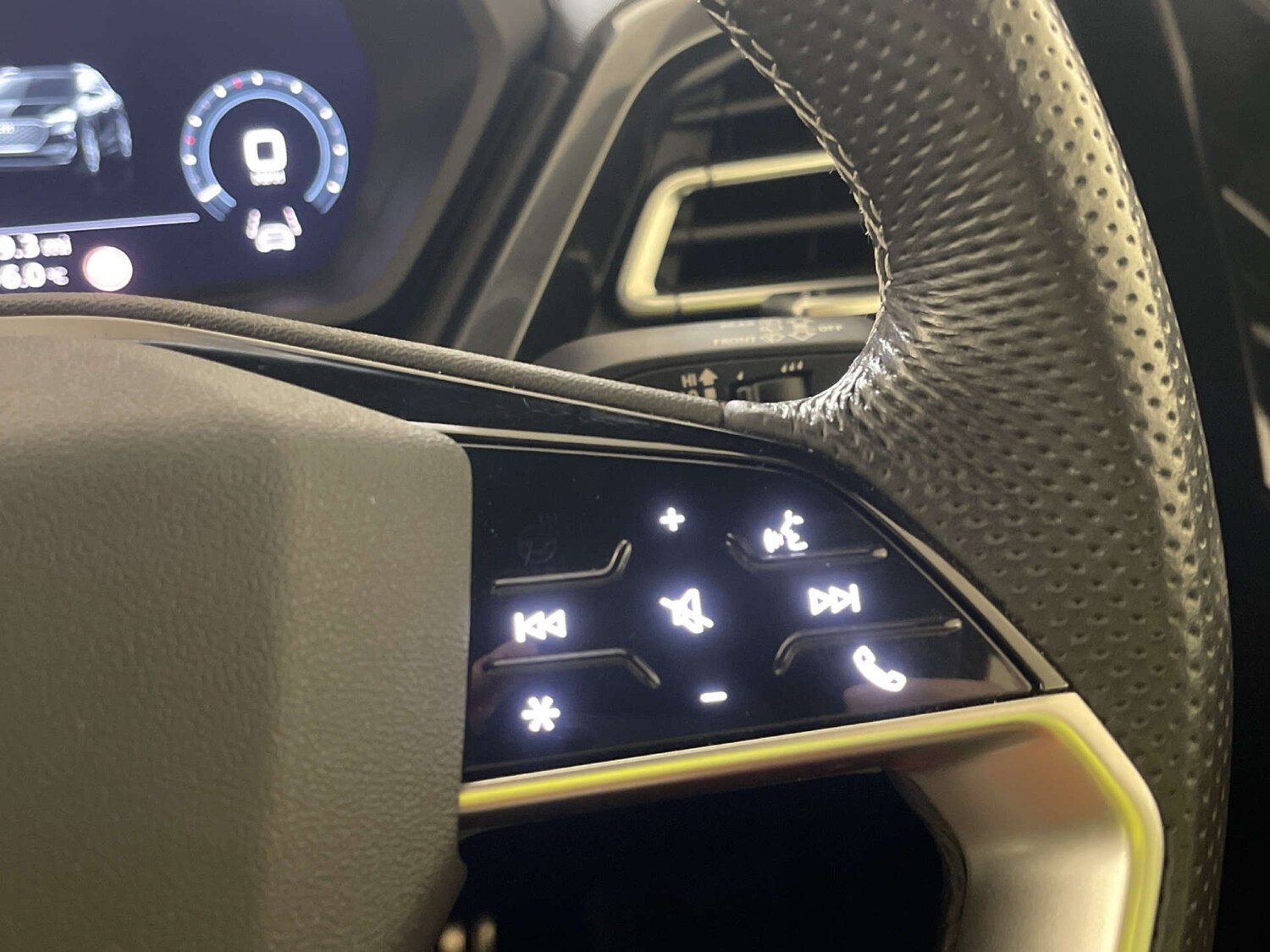 Used Audi Q4 e-tron 2023 for sale - 77964879: Photo 19