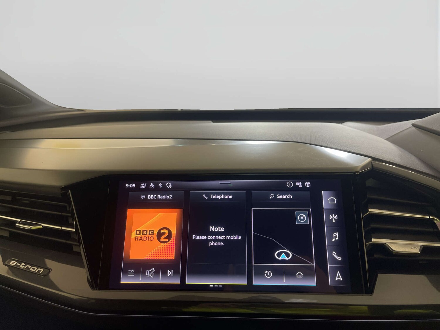 Used Audi Q4 e-tron 2023 for sale - 77964879: Photo 22