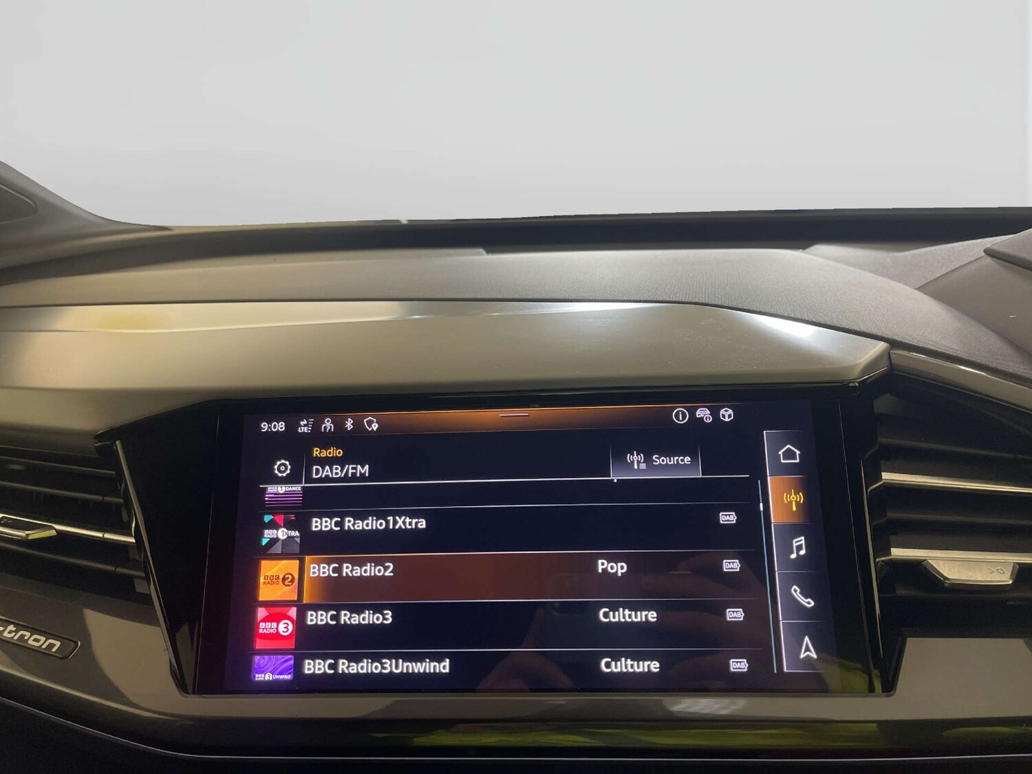 Used Audi Q4 e-tron 2023 for sale - 77964879: Photo 23