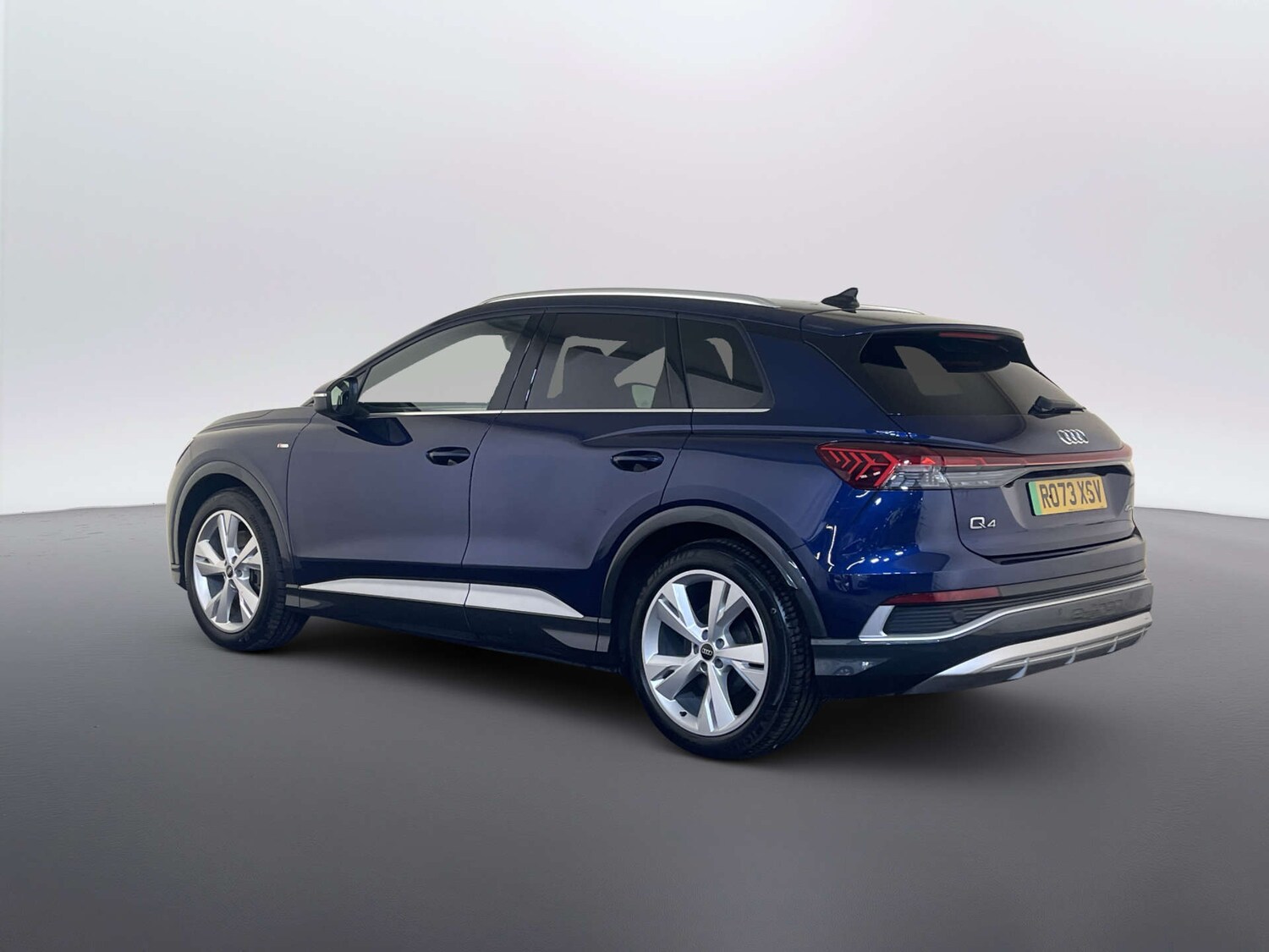 Used Audi Q4 e-tron 2023 for sale - 77964879: Photo 8