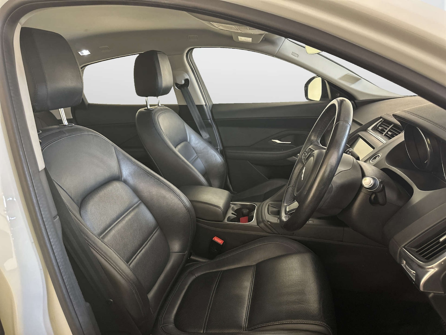 Used Jaguar E-Pace 2020 for sale - 77934001: Photo 13