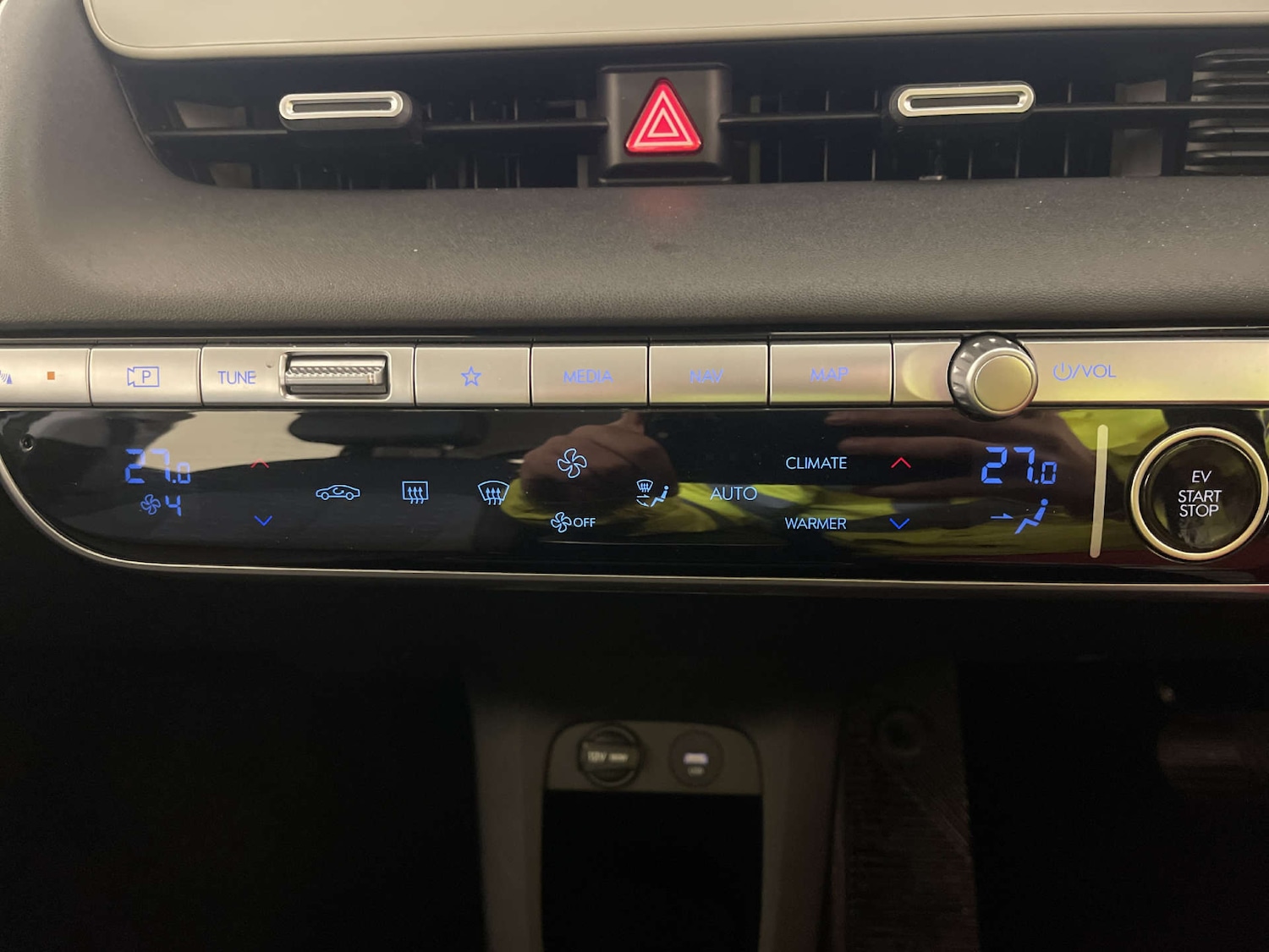 Used Hyundai IONIQ 5 2024 for sale - 77964869: Photo 25