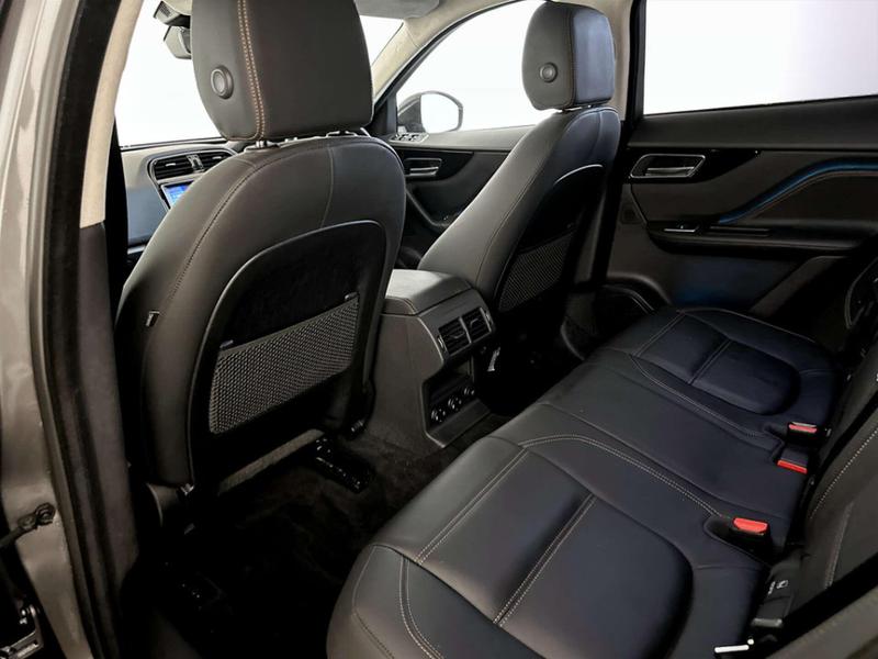 Used Jaguar F-Pace 2018 for sale - 76862342: Photo 14