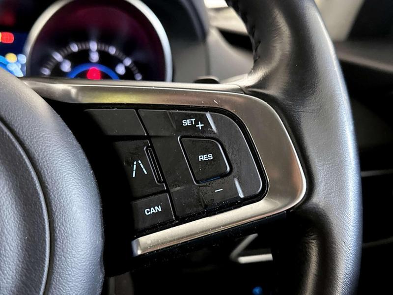 Used Jaguar F-Pace 2018 for sale - 76862342: Photo 19