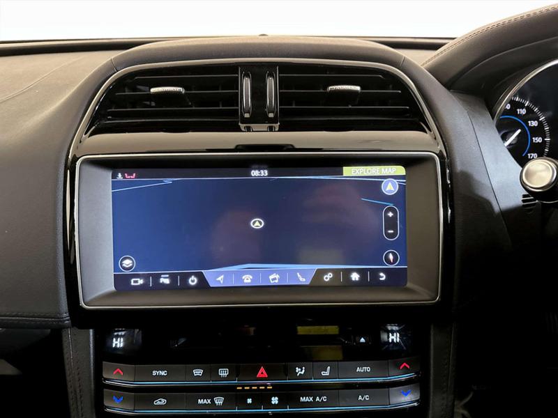 Used Jaguar F-Pace 2018 for sale - 76862342: Photo 21