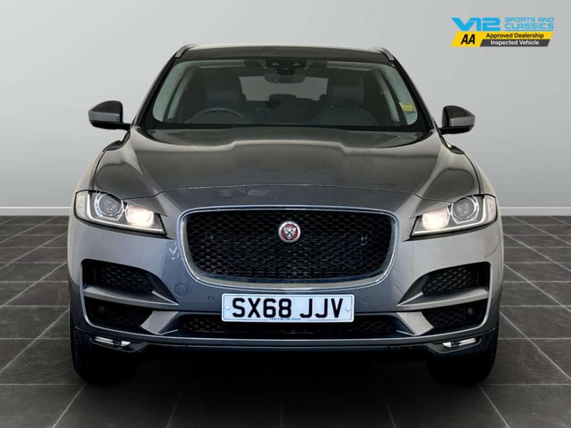 Used Jaguar F-Pace 2018 for sale - 76862342: Photo 5