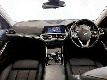 Used BMW 3 Series 2020 for sale - 76028204: Photo 3