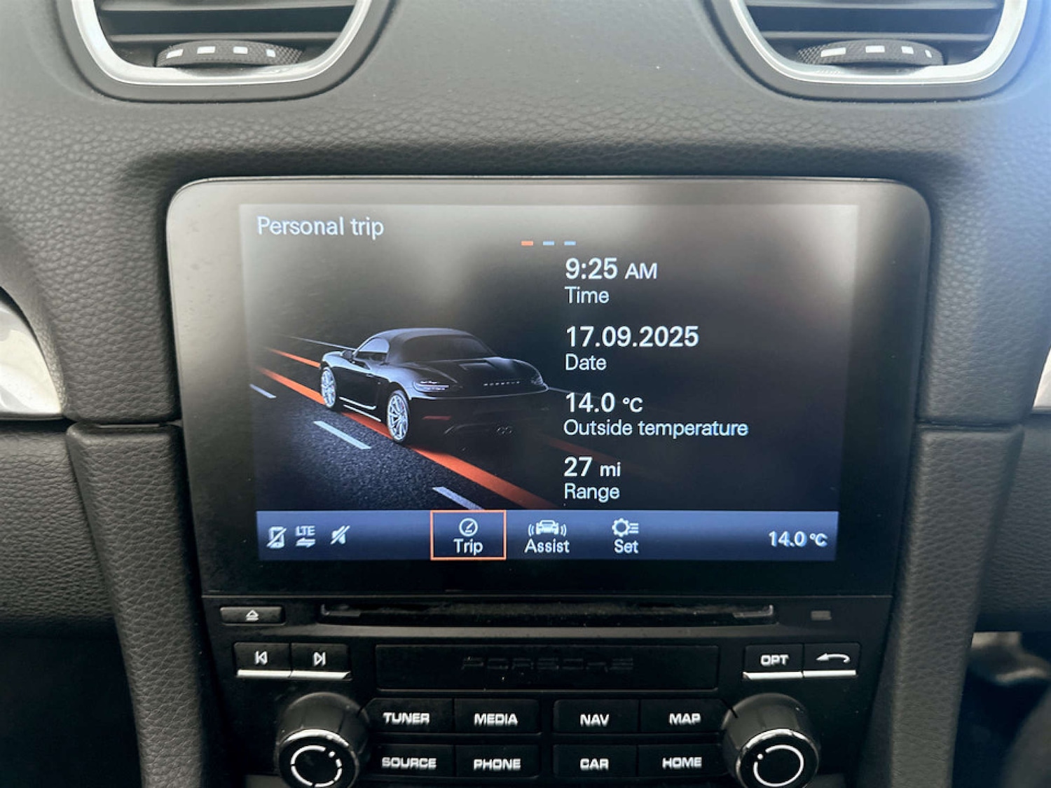 Used Porsche Boxster 2020 for sale - 77185025: Photo 21