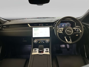 Used Jaguar F-Pace 2023 for sale - 79296687: Photo