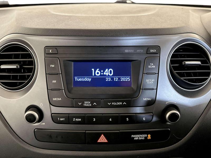 Used Hyundai i10 2018 for sale - 77055890: Photo 18