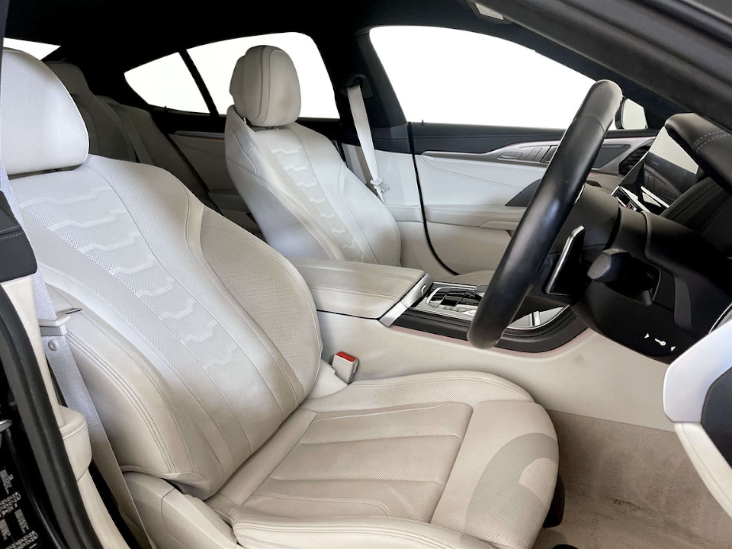 Used BMW 8 Series 2020 for sale - 77277607: Photo 13