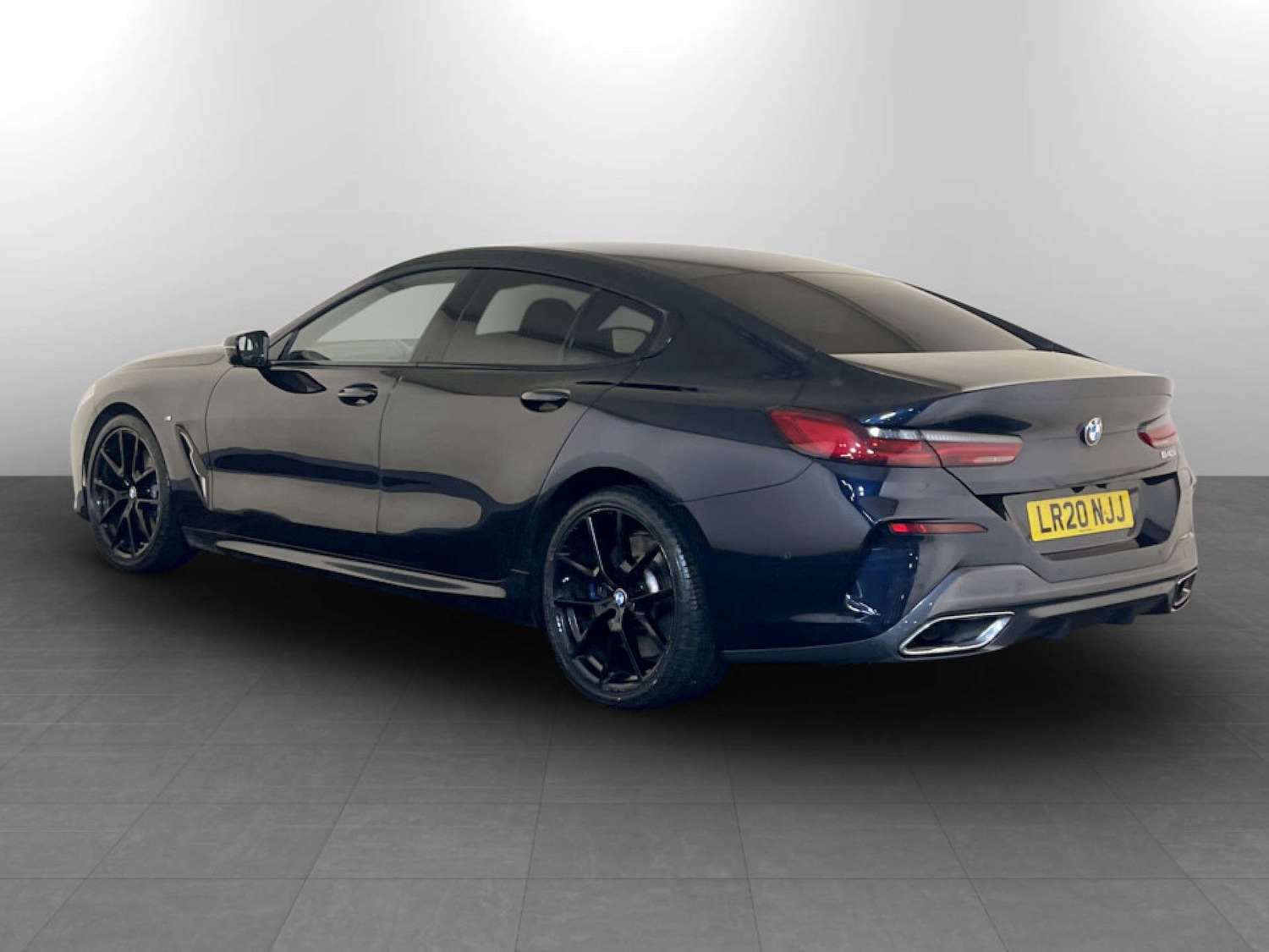 Used BMW 8 Series 2020 for sale - 77277607: Photo 8