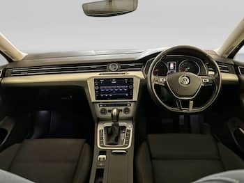 Used Volkswagen Passat 2019 for sale - 79445323: Photo