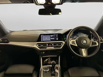 Used BMW 3 Series 2021 for sale - 78045928: Photo