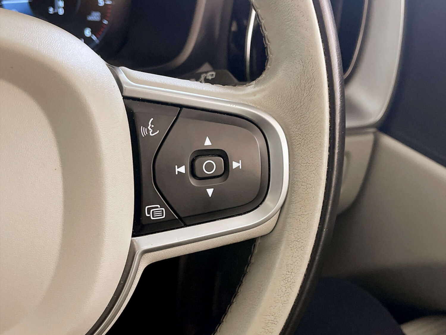 Used Volvo XC60 2018 for sale - 77609471: Photo 20