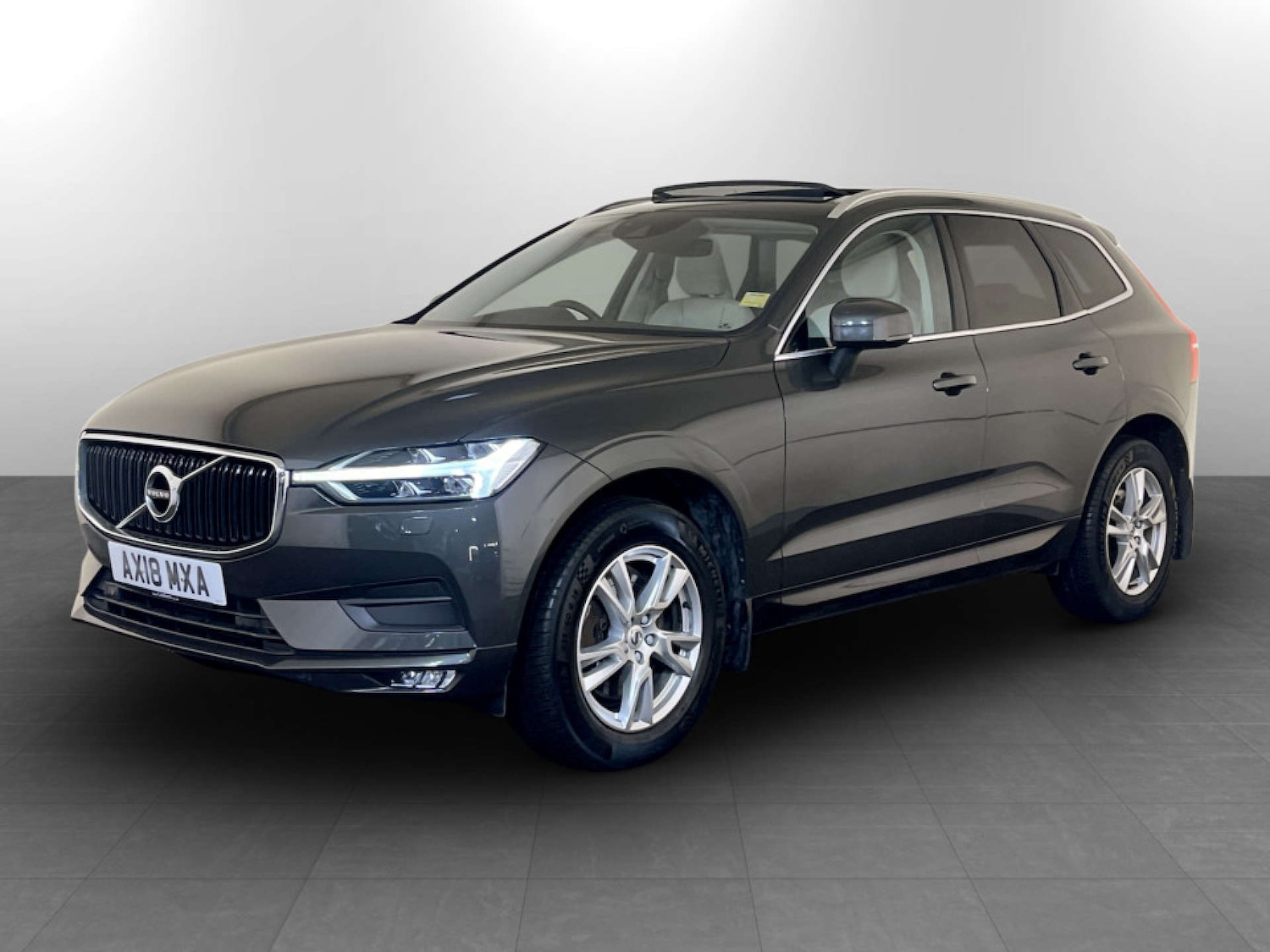 Used Volvo XC60 2018 for sale - 77609471: Photo 6
