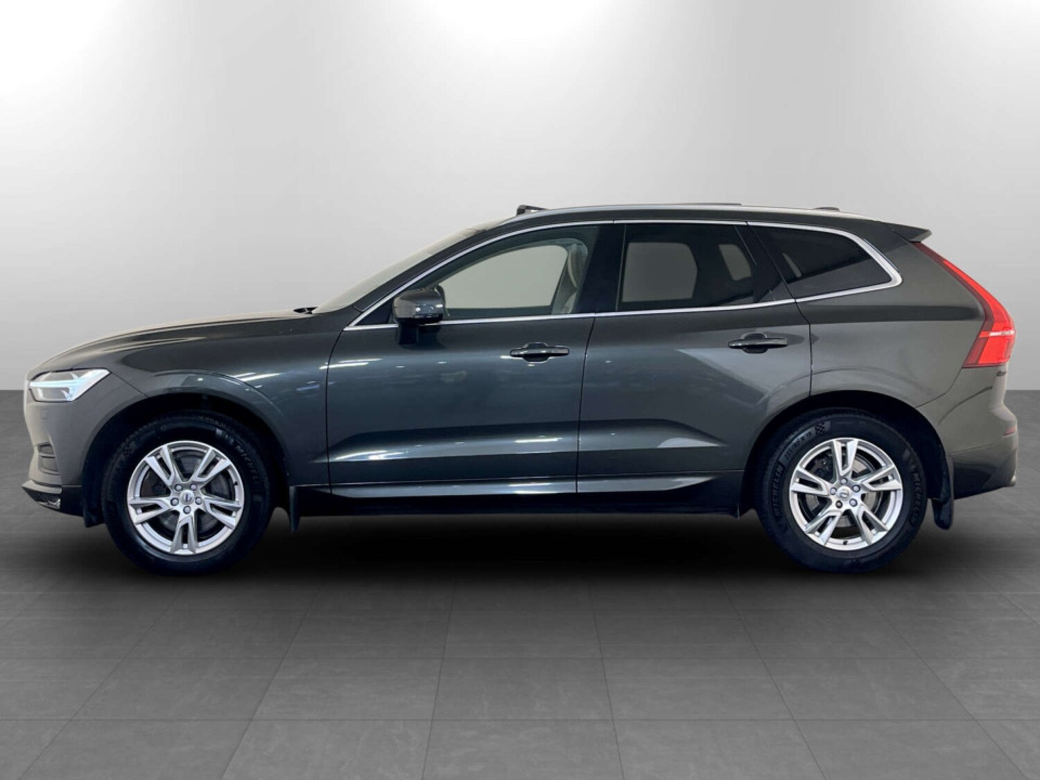 Used Volvo XC60 2018 for sale - 77609471: Photo 7