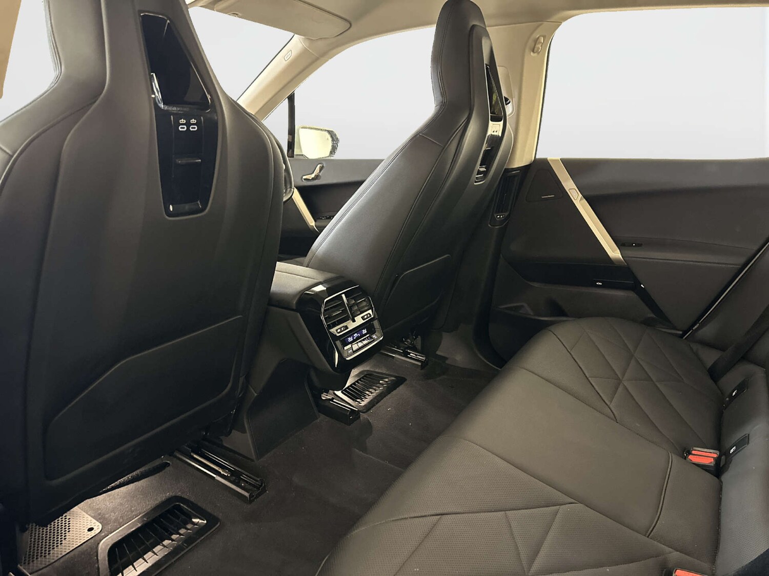 Used BMW iX 2022 for sale - 77903066: Photo 13