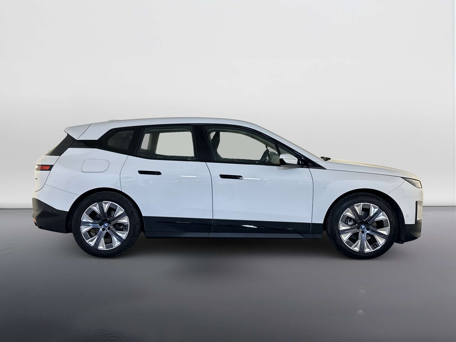 Used BMW iX 2022 for sale - 77903066: Photo 9