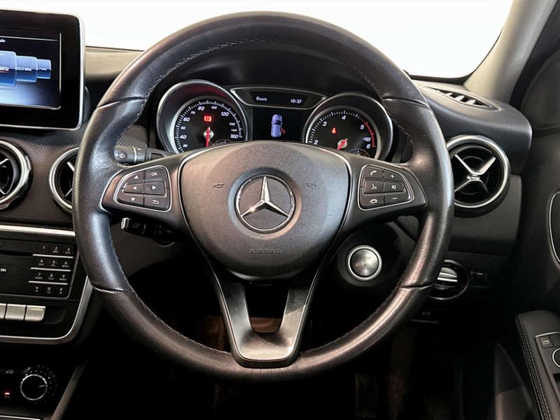 Used Mercedes-Benz GLA 2018 for sale - 76960954: Photo 17