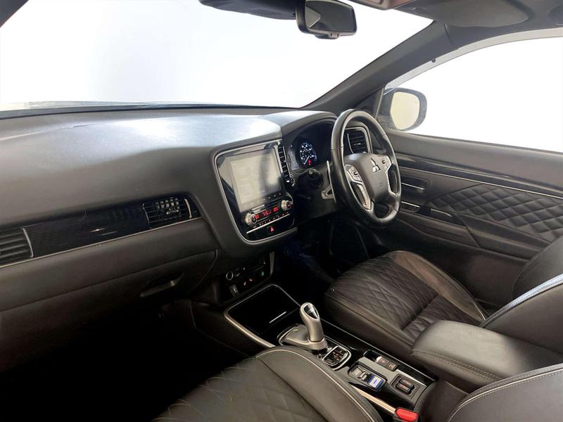 Used Mitsubishi Outlander 2019 for sale - 77157319: Photo 12