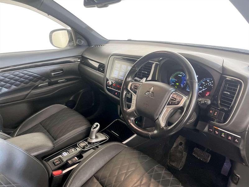 Used Mitsubishi Outlander 2019 for sale - 77157319: Photo 15