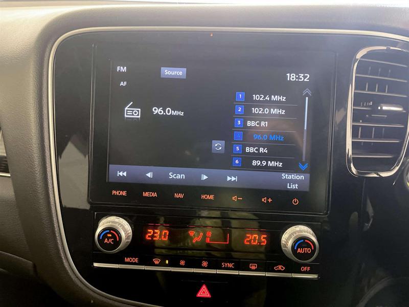 Used Mitsubishi Outlander 2019 for sale - 77157319: Photo 23