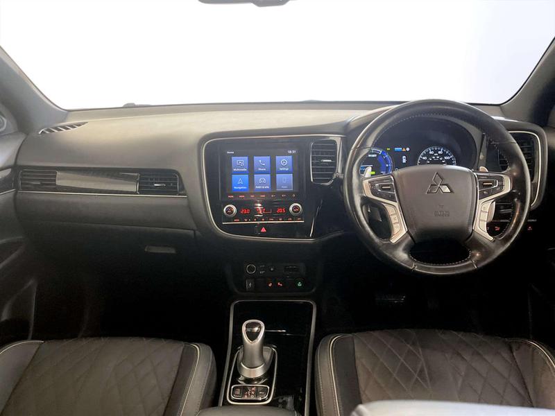 Used Mitsubishi Outlander 2019 for sale - 77157319: Photo 3
