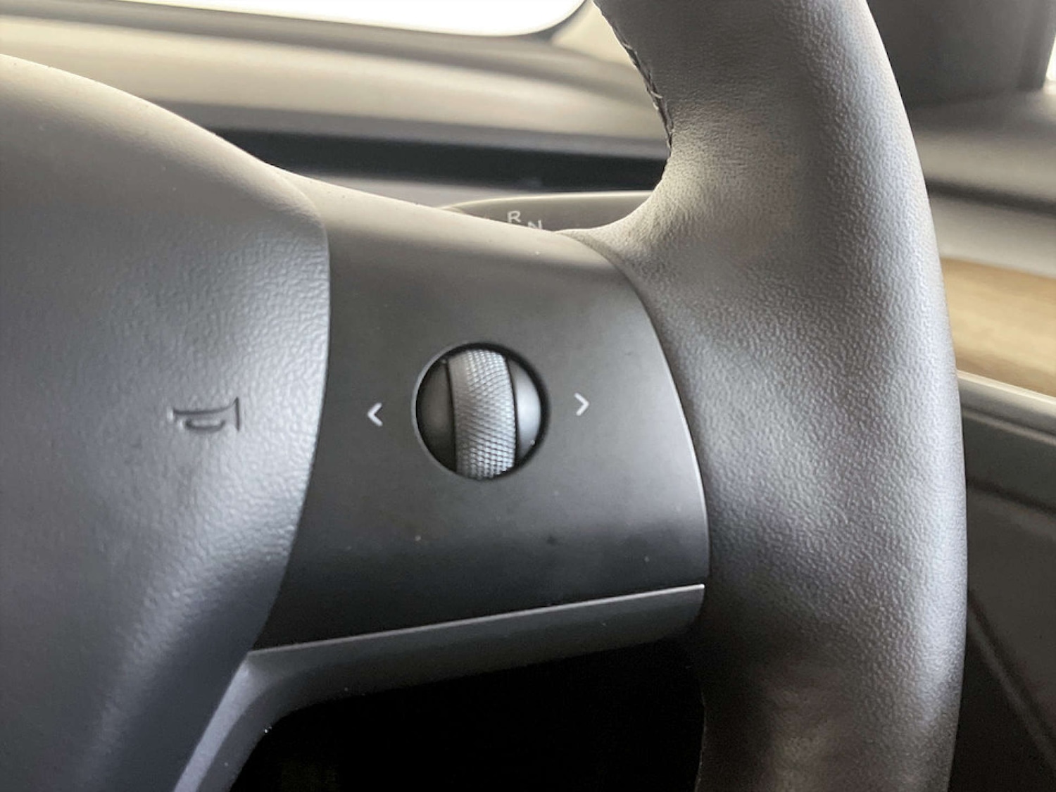 Used Tesla Model 3 2021 for sale - 77342240: Photo 17