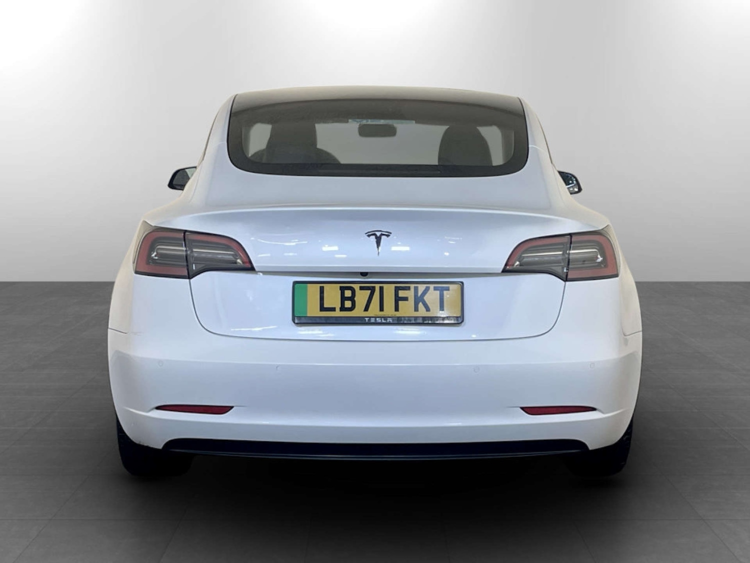 Used Tesla Model 3 2021 for sale - 77342240: Photo 8