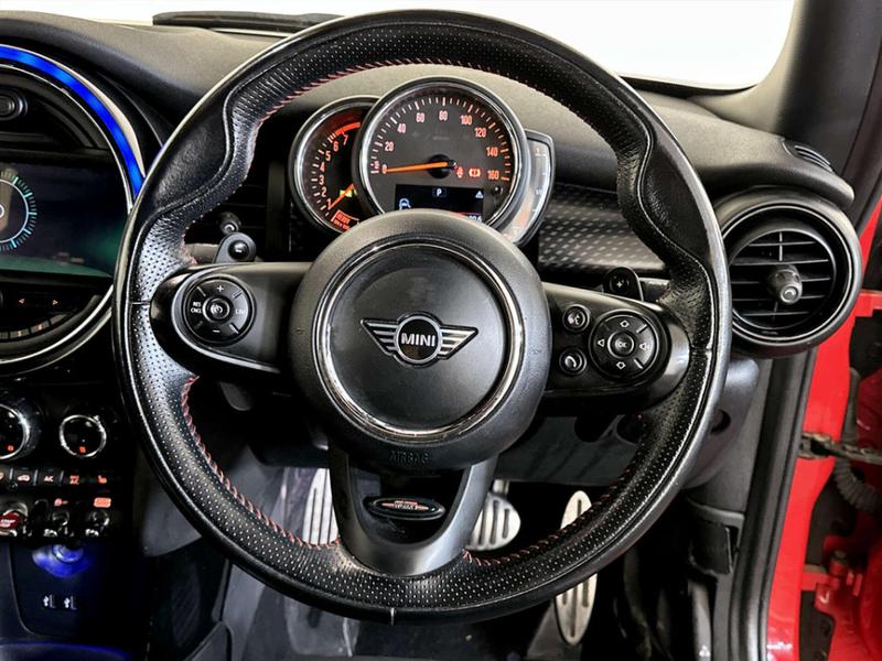 Used MINI Hatch 2019 for sale - 76797159: Photo 16