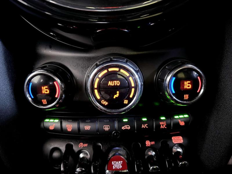 Used MINI Hatch 2019 for sale - 76797159: Photo 25