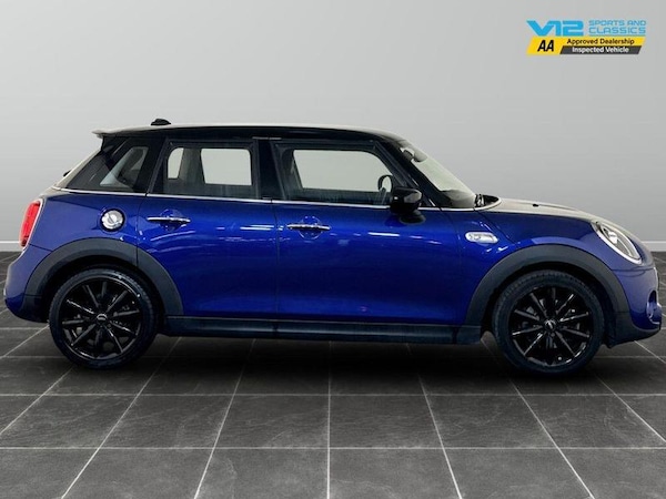 Used MINI Hatch 2020 for sale - 76209372: Photo 11