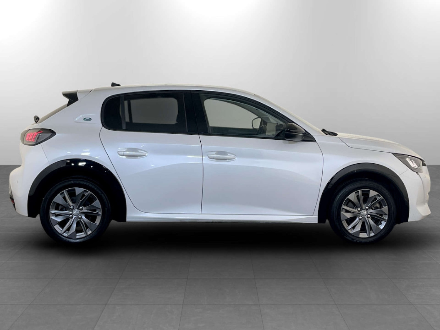 Used Peugeot 208 2022 for sale - 77643143: Photo 12