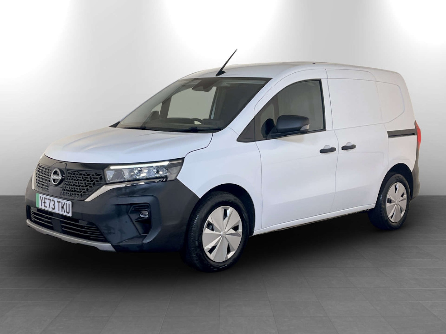 Used Nissan Other 2023 for sale - 77289468: Photo 5