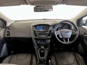 Used Ford Focus 2017 for sale - 75035389: Photo