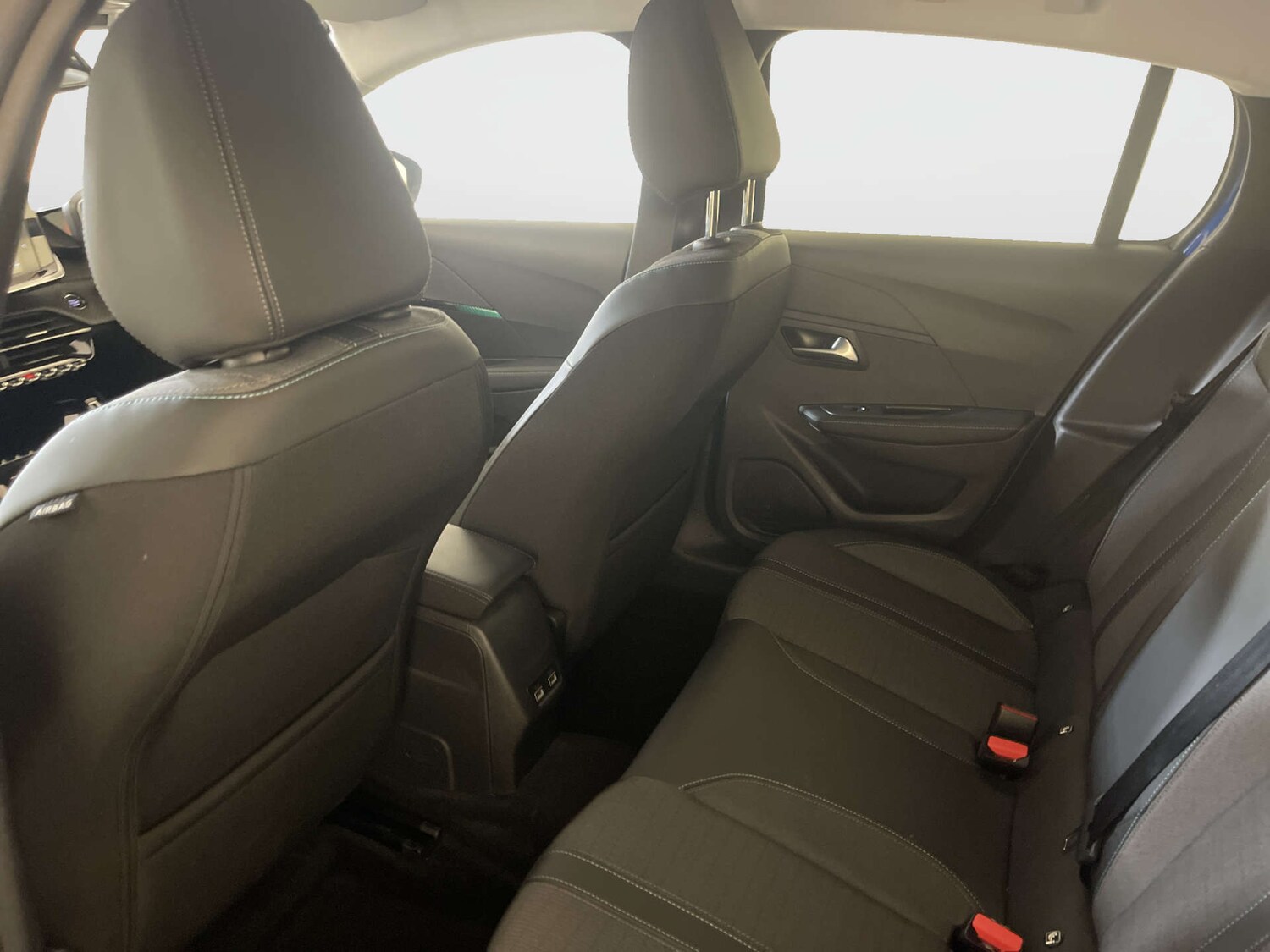 Used Peugeot 208 2023 for sale - 77934069: Photo 14