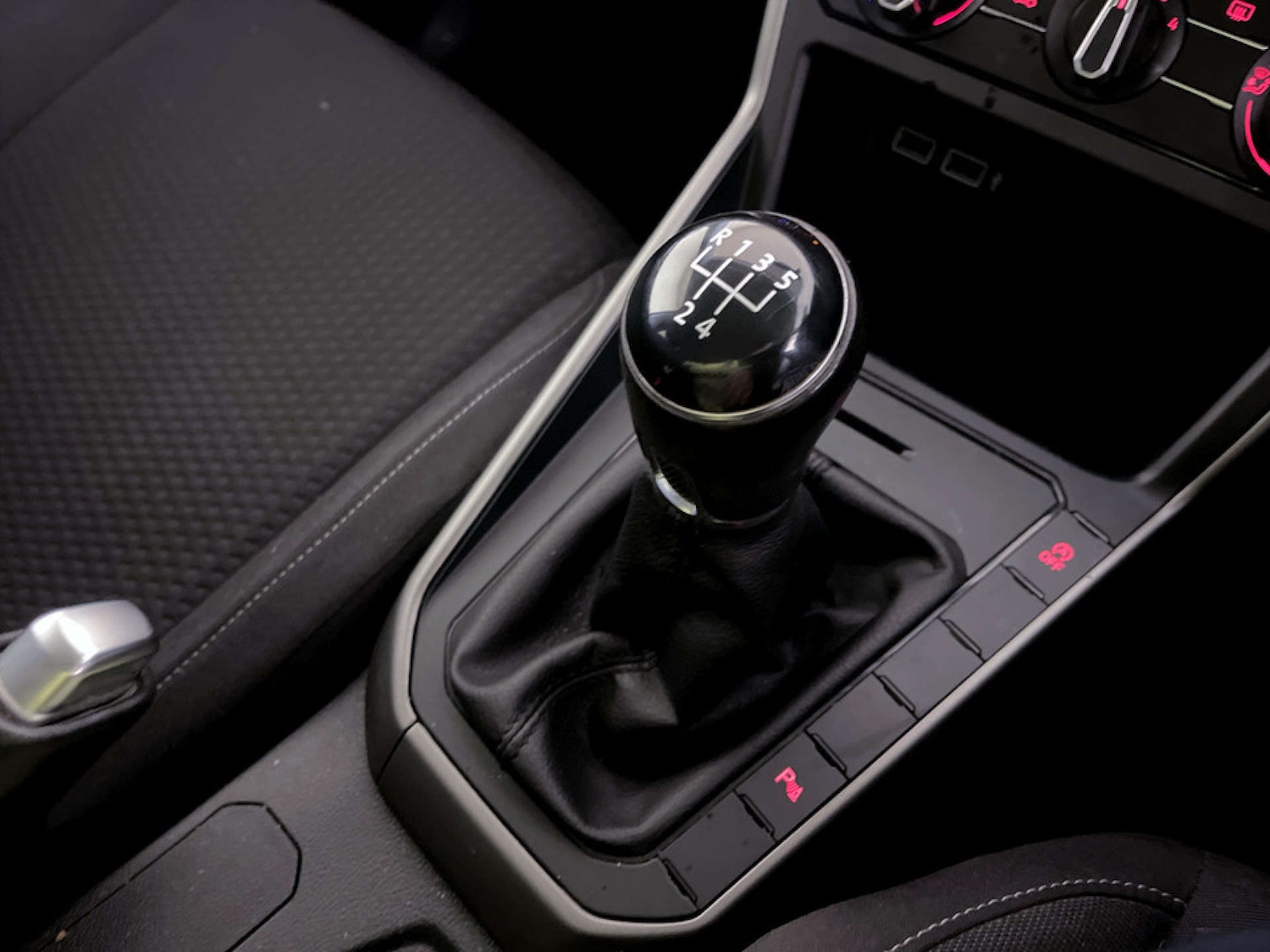 Used Volkswagen Polo 2020 for sale - 77289420: Photo 25