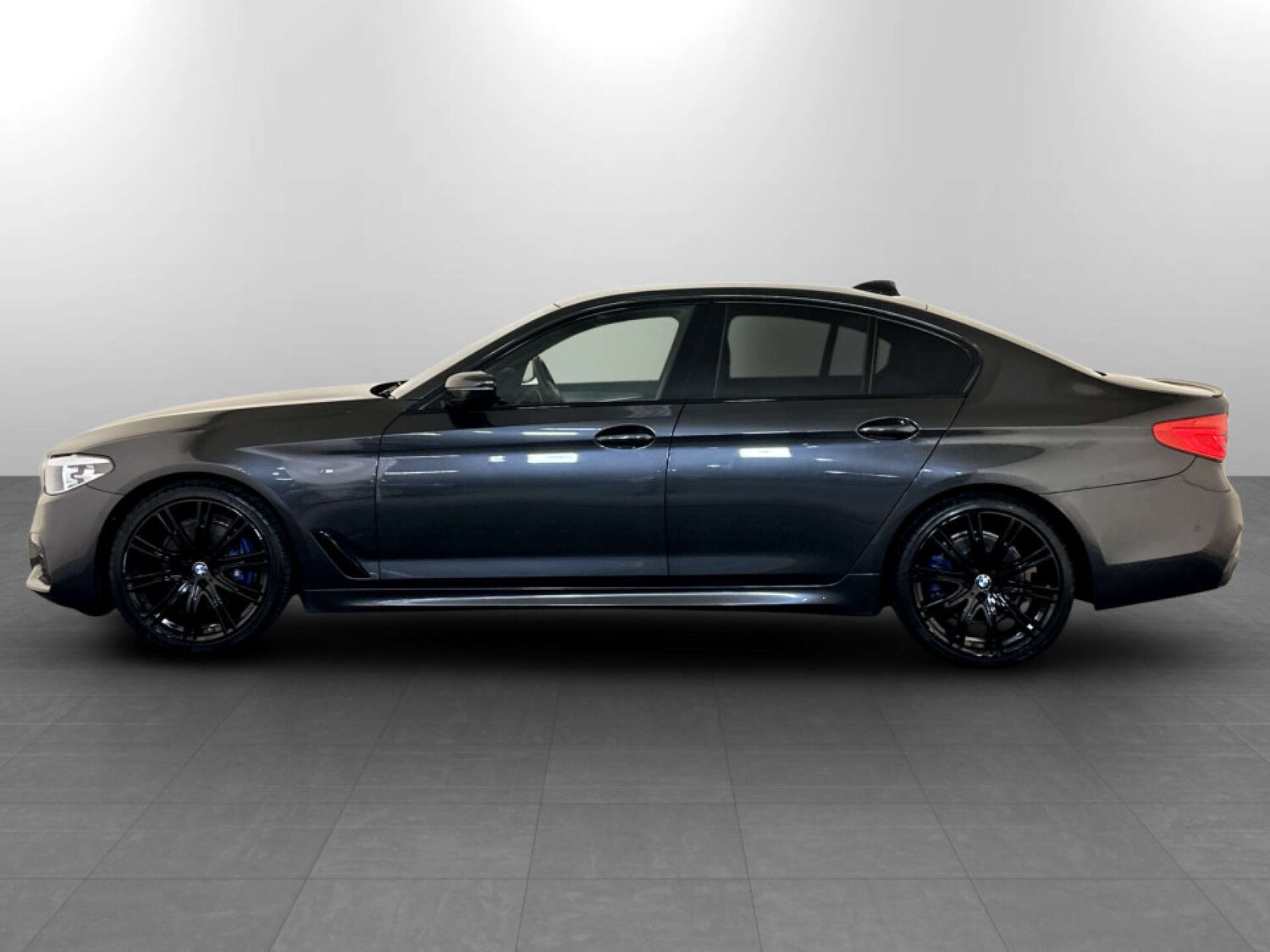 Used BMW 5 Series 2019 for sale - 77802005: Photo 7