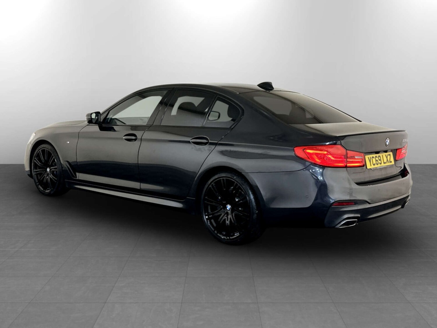 Used BMW 5 Series 2019 for sale - 77802005: Photo 8