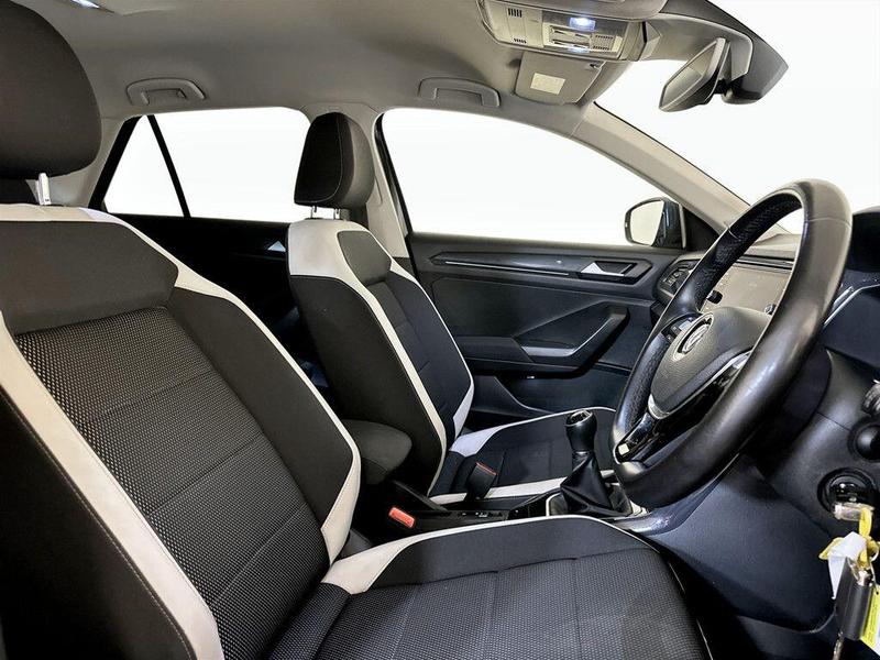 Used Volkswagen T-Roc 2019 for sale - 76616147: Photo 13